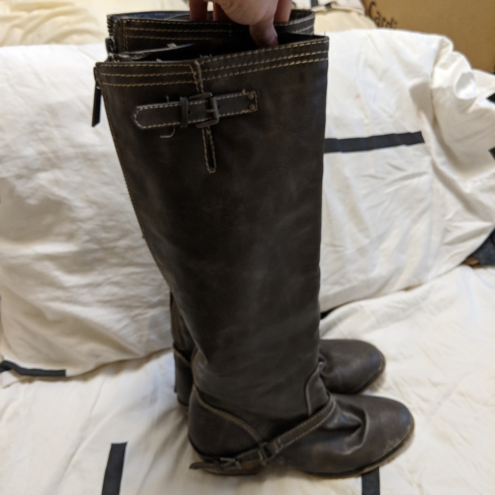 Gray to the knee boots